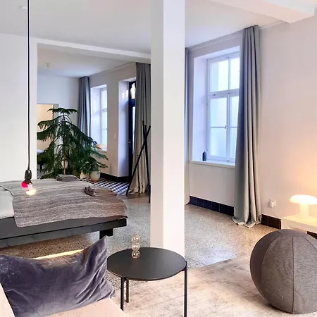 Zehuus - Historical Charm 70qm * Кёльн